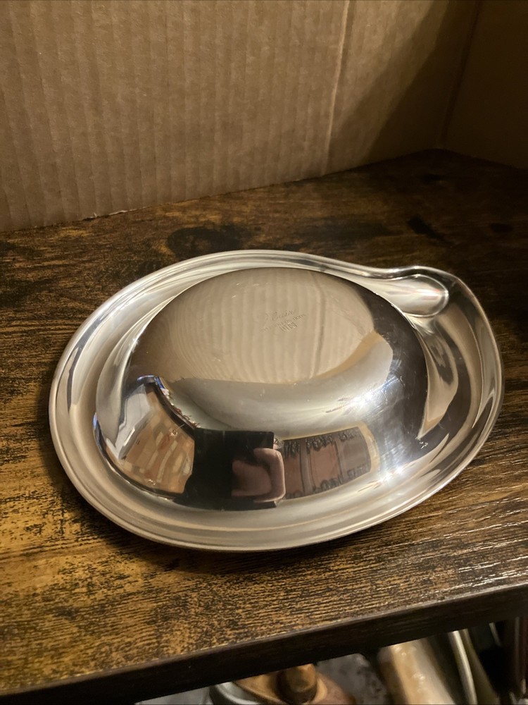 1847 ROGERS BROS Silverplated Mid Century 7"x5.5” Flair Nut & Candy Dish