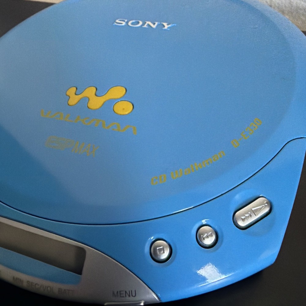 Sony Walkman ESP MAX CD Player LIMITED AQUA / COTTON CANDY BLUE D-E330