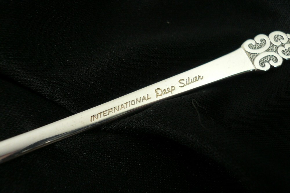 International Silver Deepsilver 1968 Triumph Relish Candy Dish with Spoon