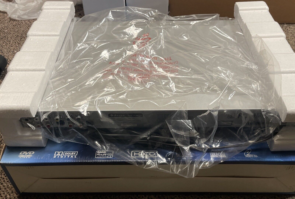 NEW Astar DVD-3800 DVD/CD Player w/ Accessories