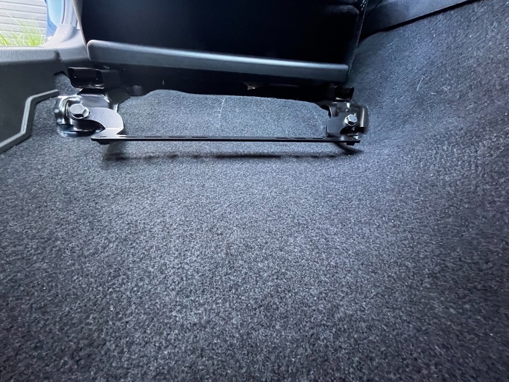 Fire extinguisher bracket for Subaru Outback BT