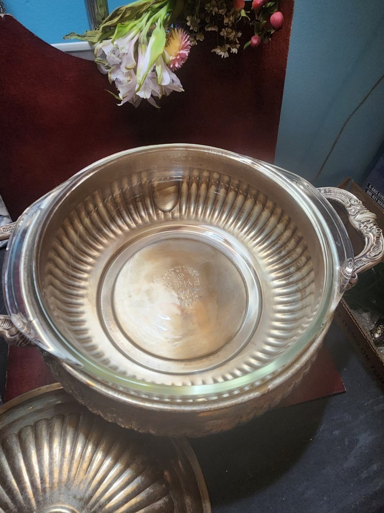 Silver Vintage Serving Pan