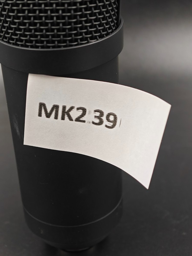 Svive Hydra XLR Studio Microphone Black Used Working