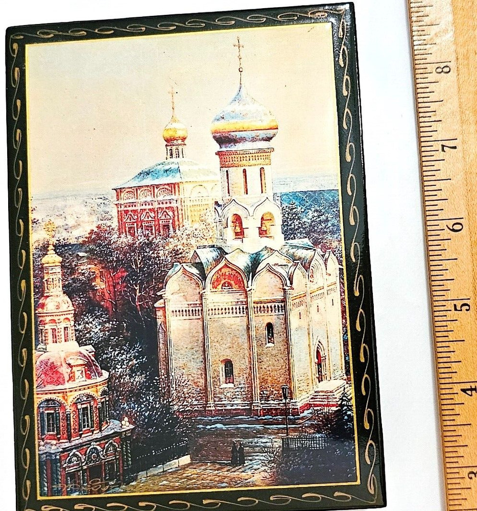 Unique Souvenir Vanity Box