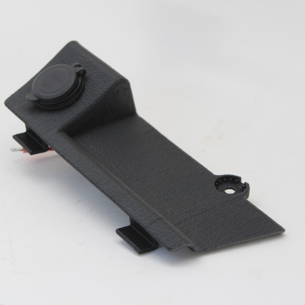 BMW E30 Utility Panel & Phone Mount - Single USB Charge Socket