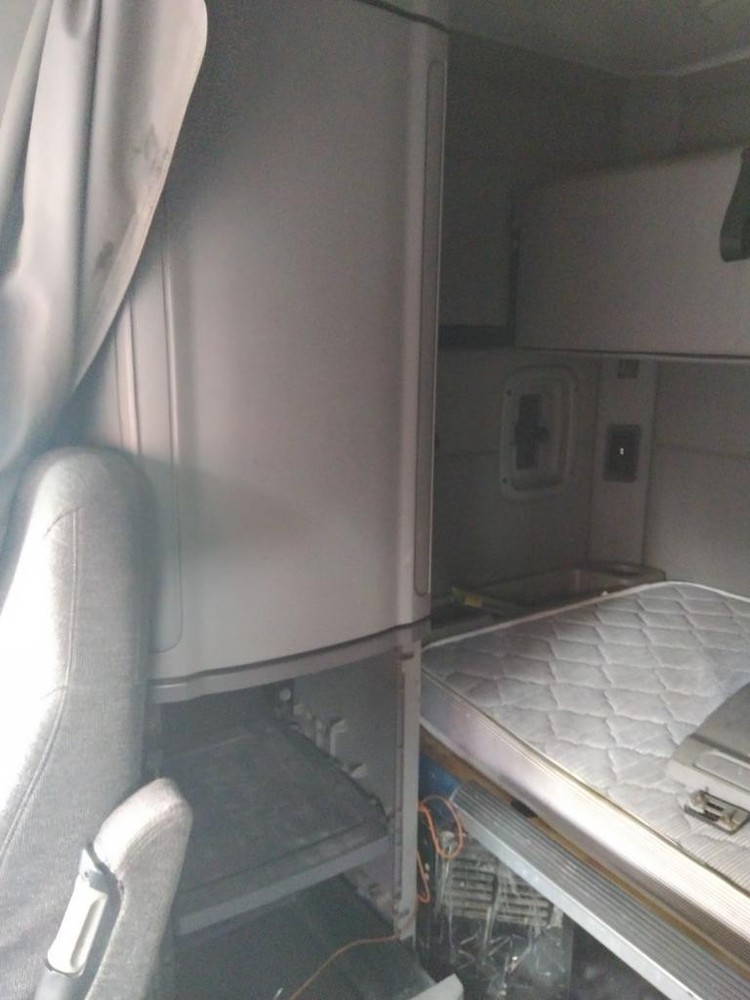 Replaces 2015 PETERBILT 579 SLEEPER CLOSET ,  MD