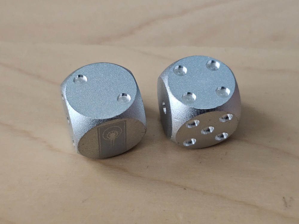 Battletech Metal Dice - Comstar 1 pair, Catalyst Mechwarrior Lostech