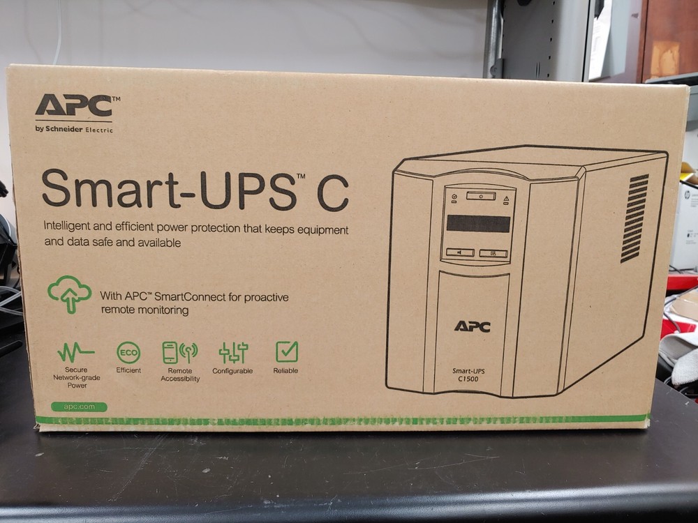 APC SMC1000C APC Smart-UPS 1000VA Line Interactive Smart Connect UPS