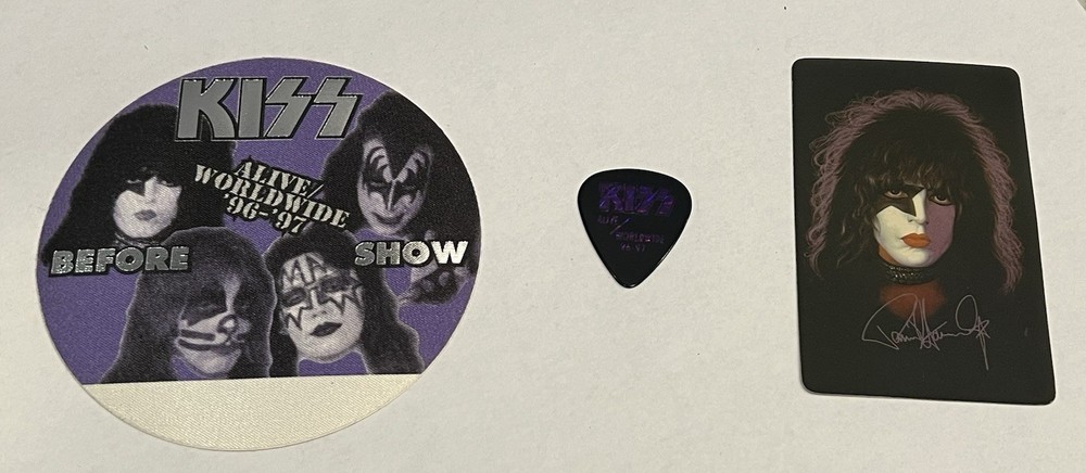 Kiss Paul Stanley Alive Worldwide Guitar Pick/Phone Card/Backstage Pass Combo