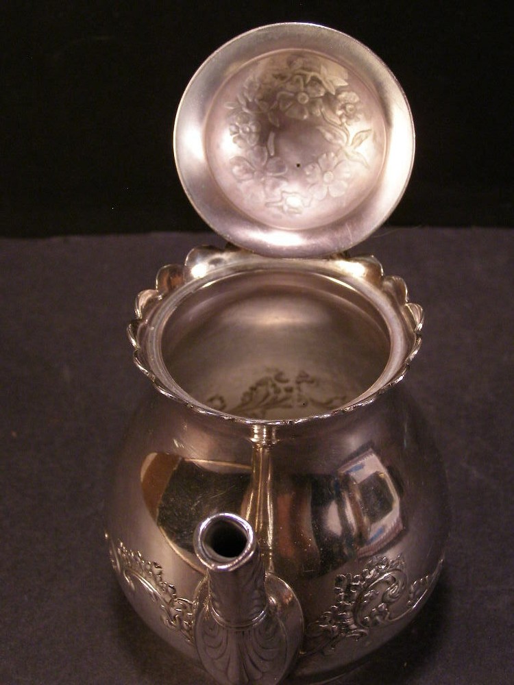 ~19 c Silver Repousse Chased Embossed Coffee Kettle Tea Pot Pairpoint Chocolate~