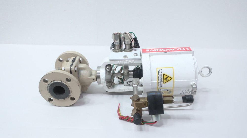 Flowserve Pneumatic Iron Flanged Diaphragm Valve 1-1/2in