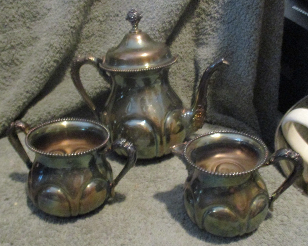 Antique New Amsterdam Silver Co. #615 Quadruple Plate 3 Three Pieces Tea Set