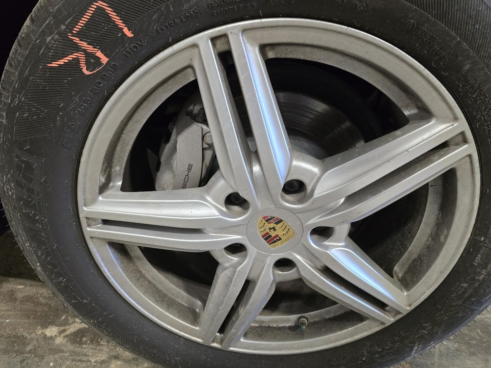 Used Blind Spot Detection System Warning Control Module fits: 2016 Porsche CAYEN