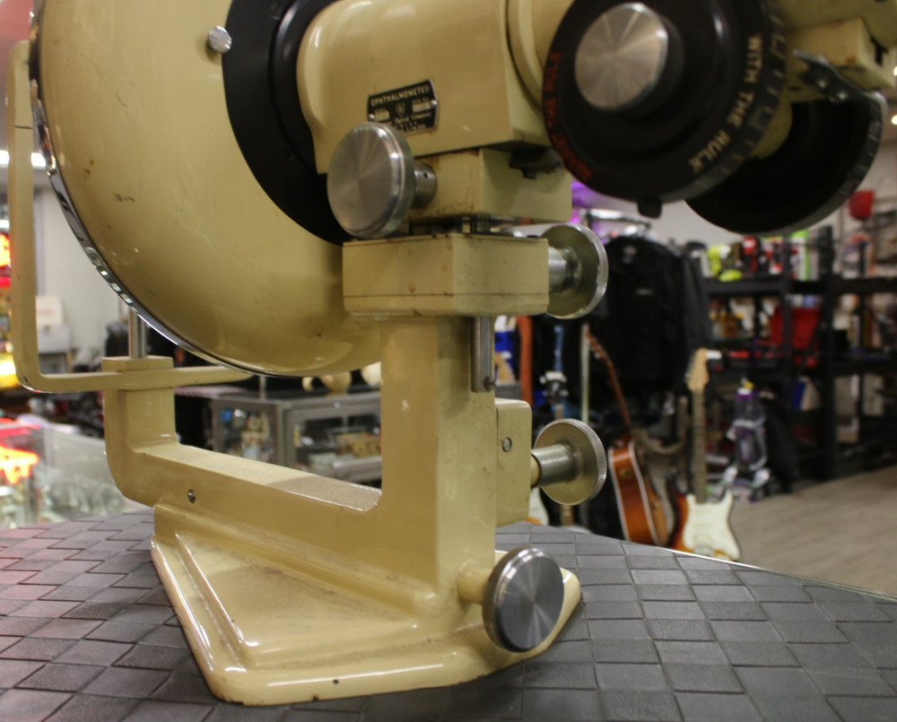 American Optical Company Ophthalmometer Model 1316B UNTESTED