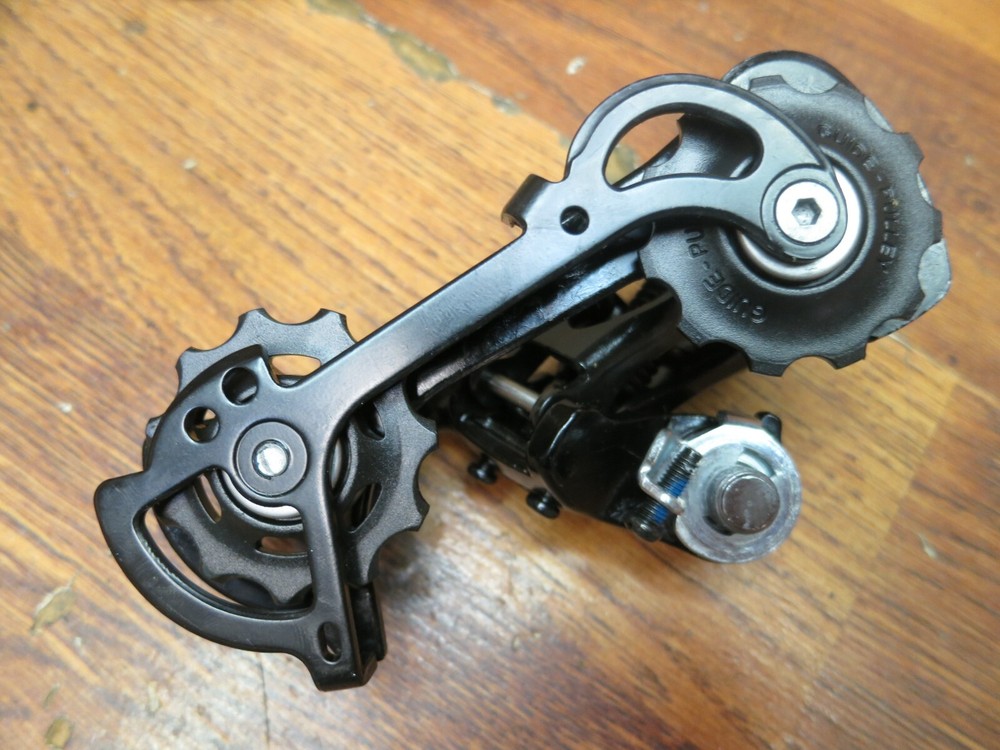 NEW MICROSHIFT R9 MEDIUM CAGE 9 / 10 SPEED REAR DERAILLEUR - BLACK