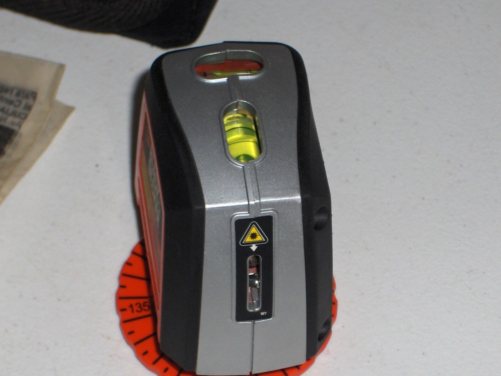 Black & Decker BDL220S Laser Level Wall-Mounting Accessories