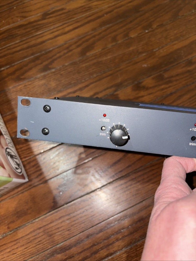 Biamp Advantage Equalizer 8 Channel 3 Band & Microphone Mixer 301e Untested