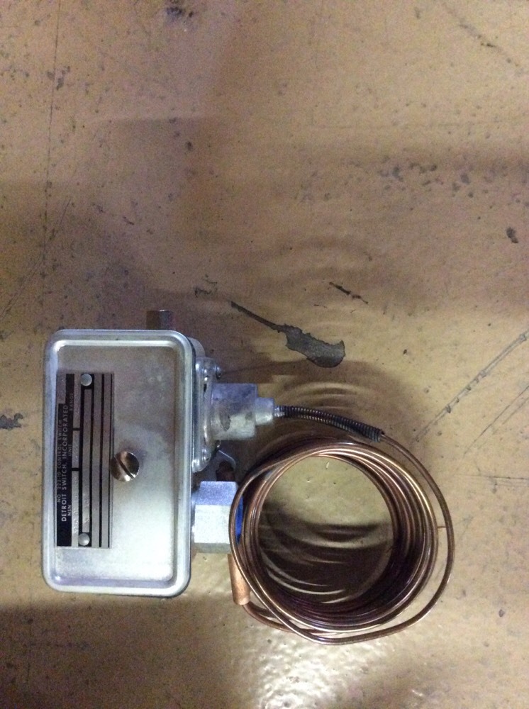 222-10, 2222480 Detroit Control Switch