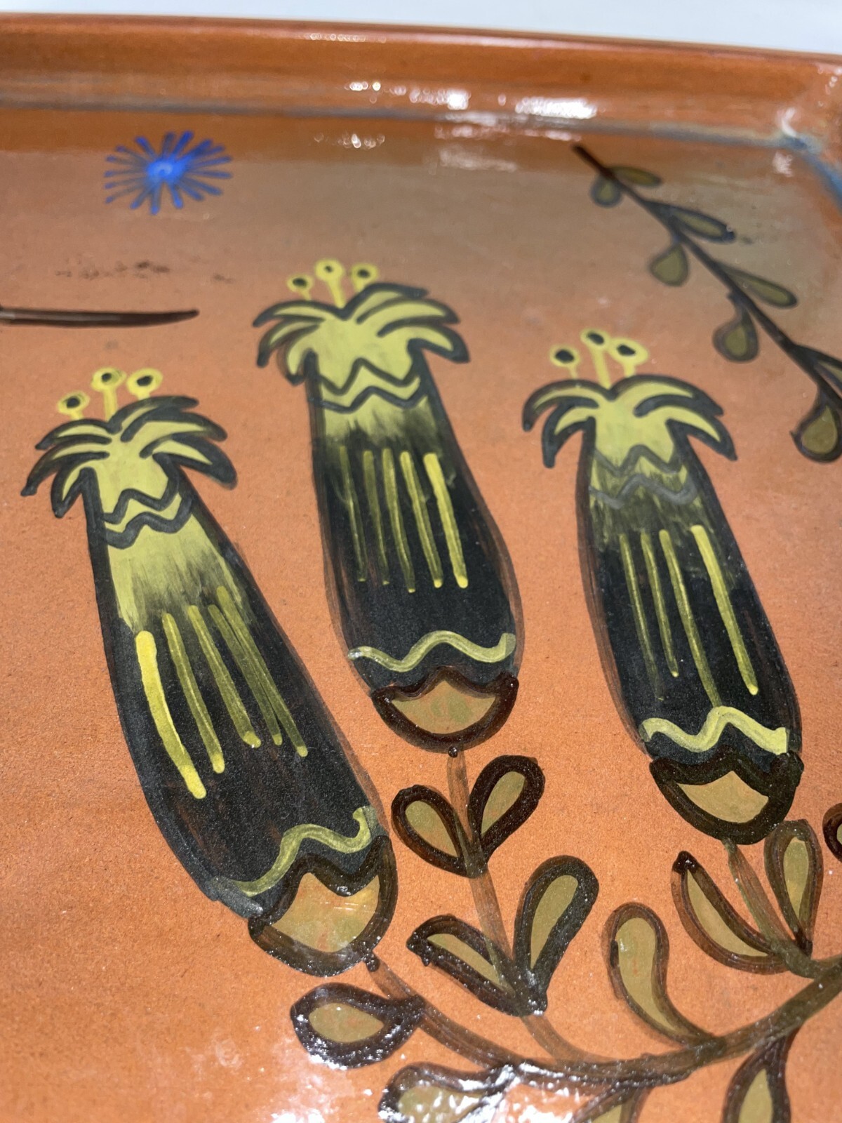 Seminario Peru Terracotta 15 Inch Tray Hand Crafted Hand Painted