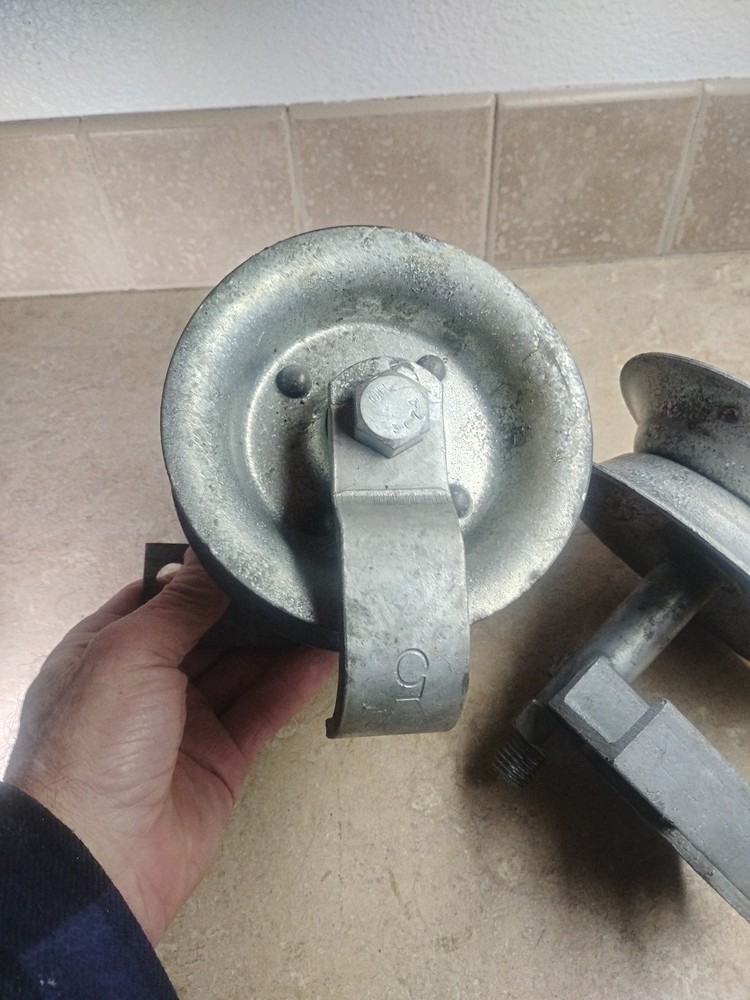 Sliding Gate Rollers, 5 5/8" Pipe Track Wheels for Chain Link Double U-2 Pack