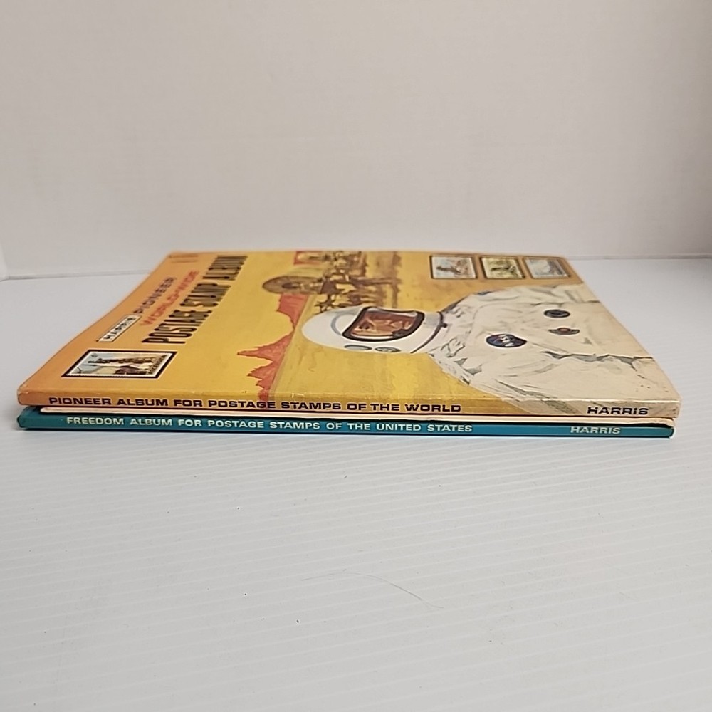 Harris Pioneer World Wide Postage Stamp Album 1977 180+ Stamps Collection & USA