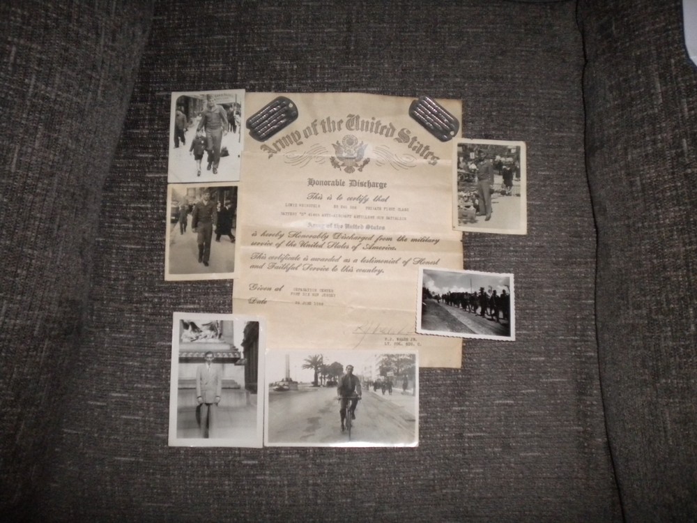 WW - 2 US Army BATTERY D 414TH  ANTI- AIRCRAFT ARTILLERY GUN BATTALION  Grouping