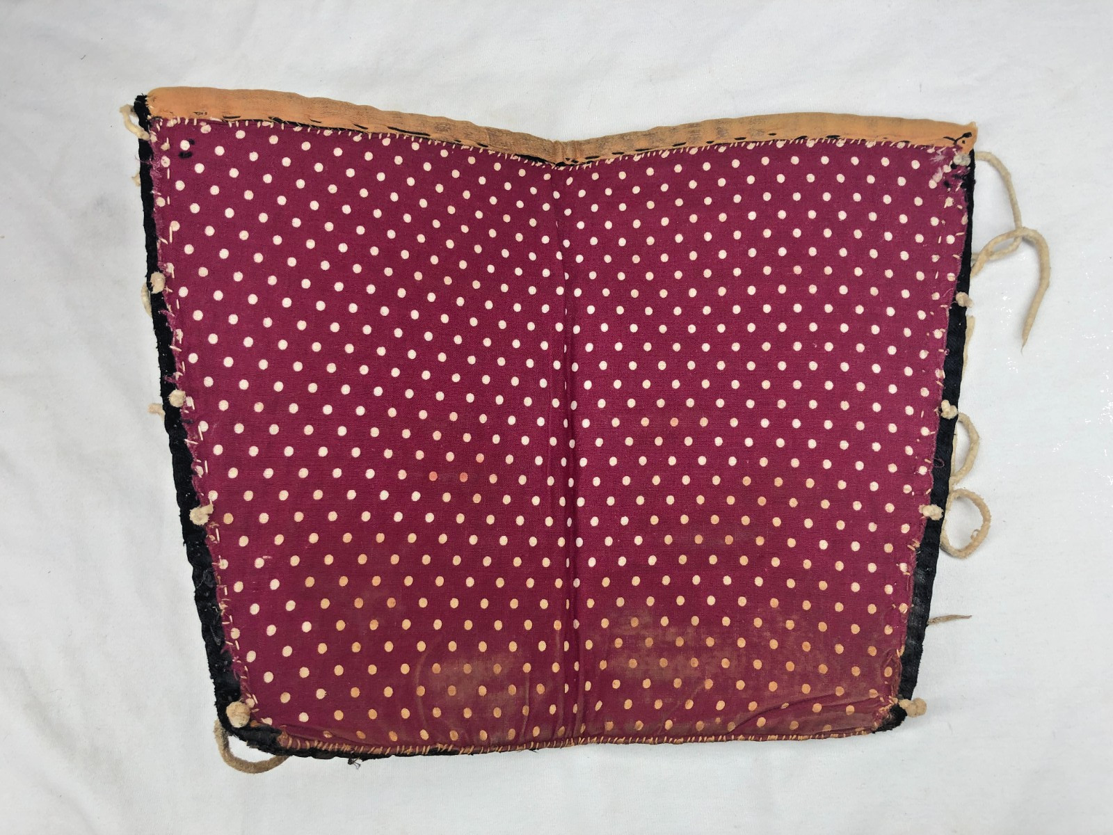 LATE 1800'S/EARLY 1900'S NATIVE AMERICAN MADE BEADED WRIST CUFFS W/ TRADE CLOTH