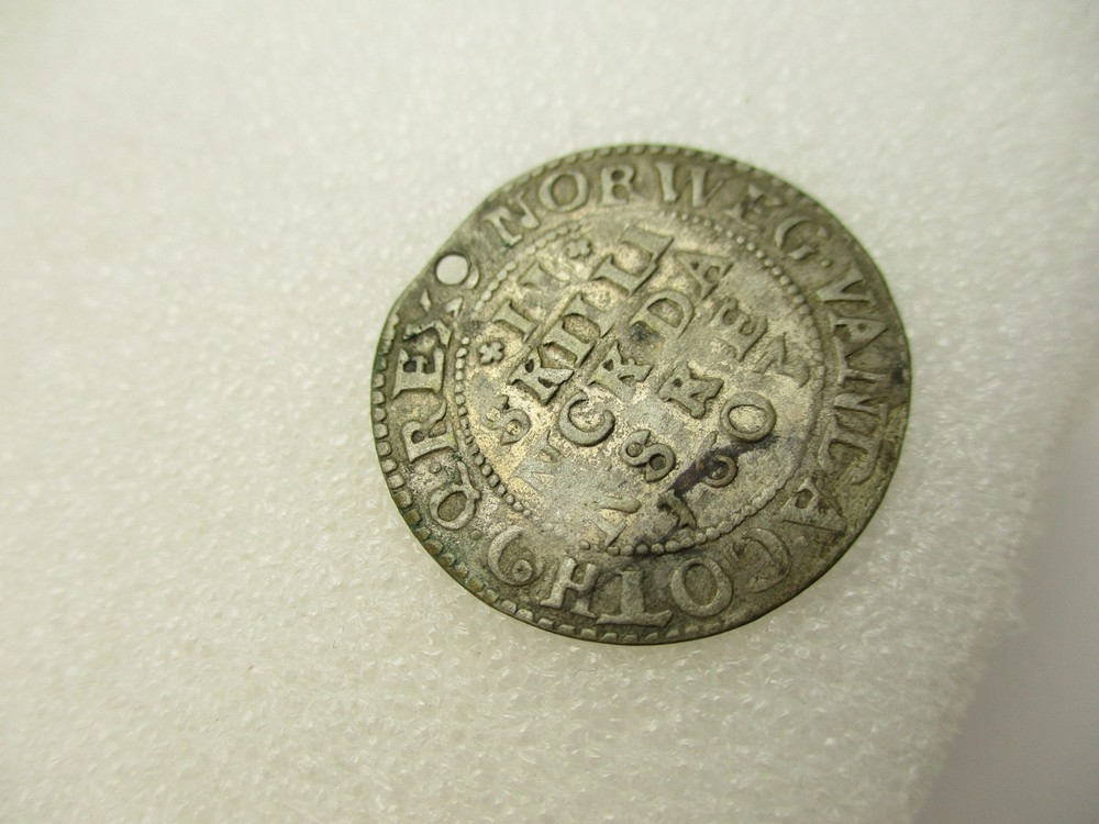 1603 DENMARK 2 SKILLING HOLED lot 3A
