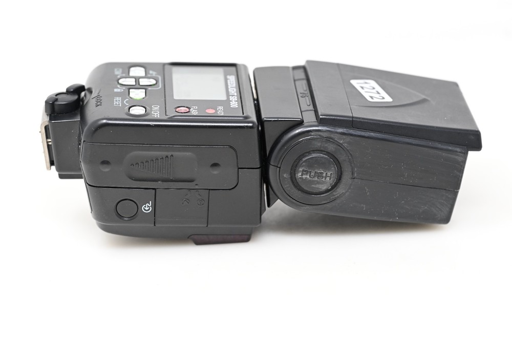 Nikon Speedlight SB-600 Shoe Mount Flash #B133