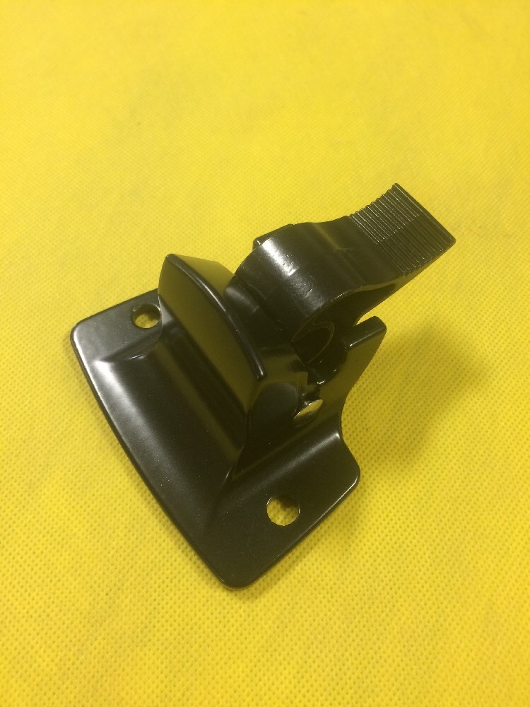 RV A&E Awning lower Mounting Bracket 3314067.004U Black