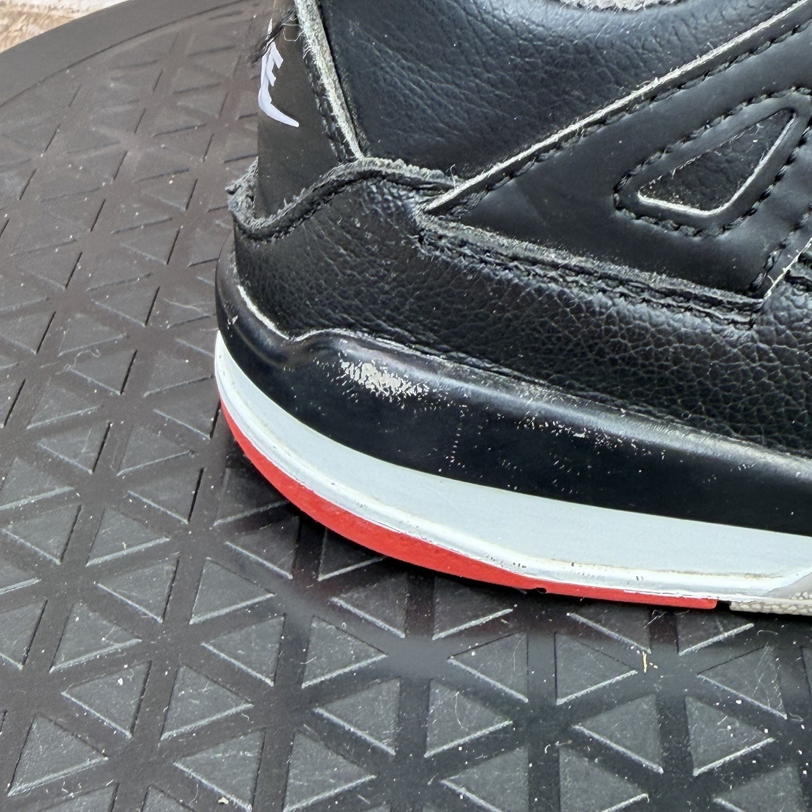 Nike Air Jordan 4 Retro Bred Reimagined Sneakers BQ7669-006 Kids Toddler Size 10