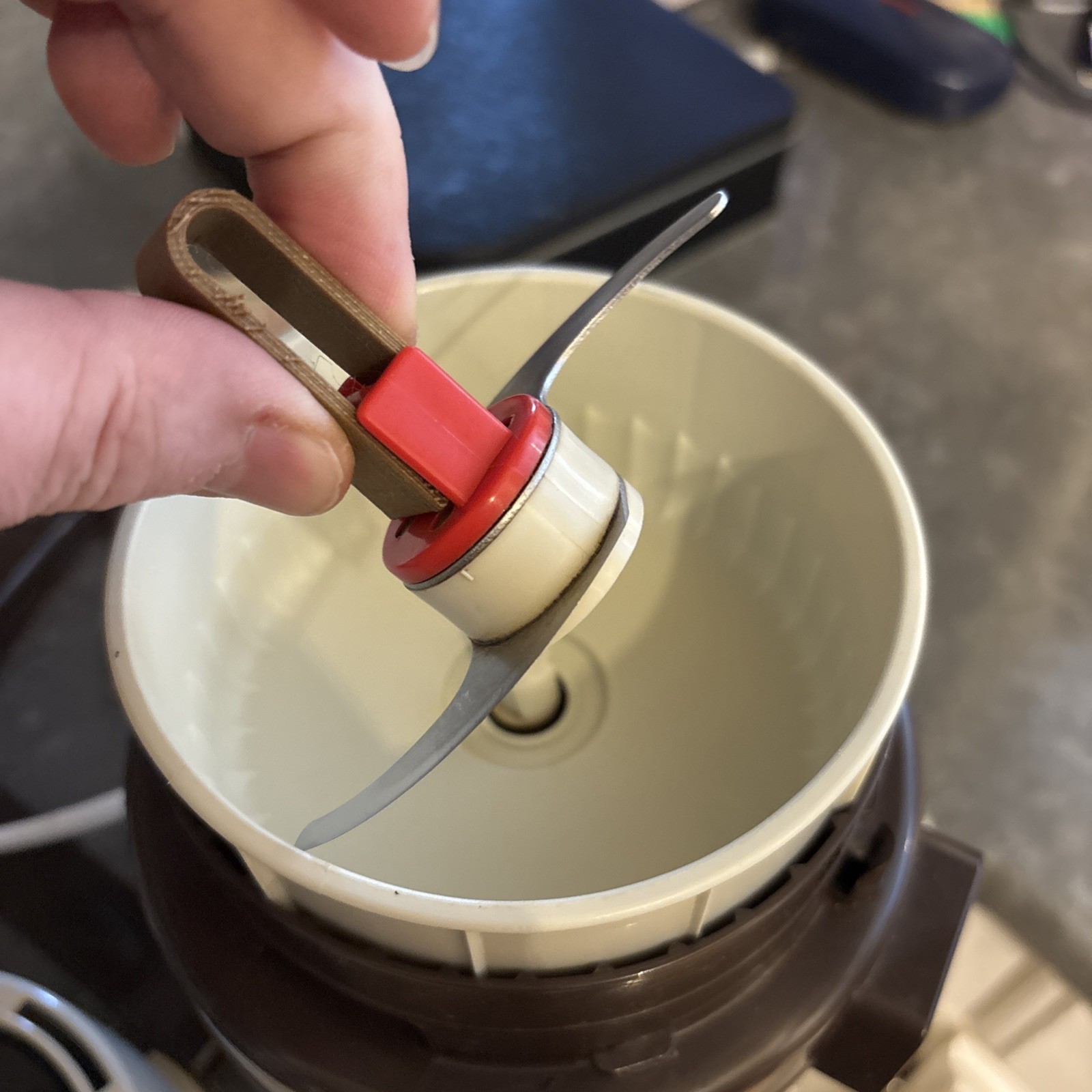 La Machine Moulinex Blade Removal Knife / Tool