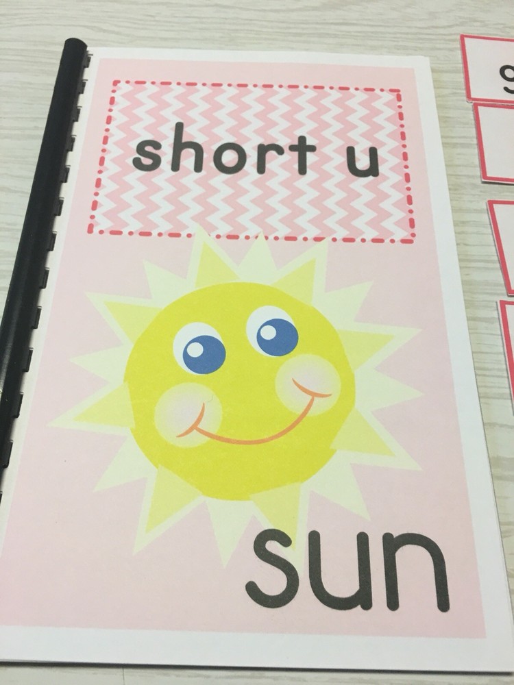 Interactive Learning Books for Children - Short “u” book - w/ 12 Laminated Cards