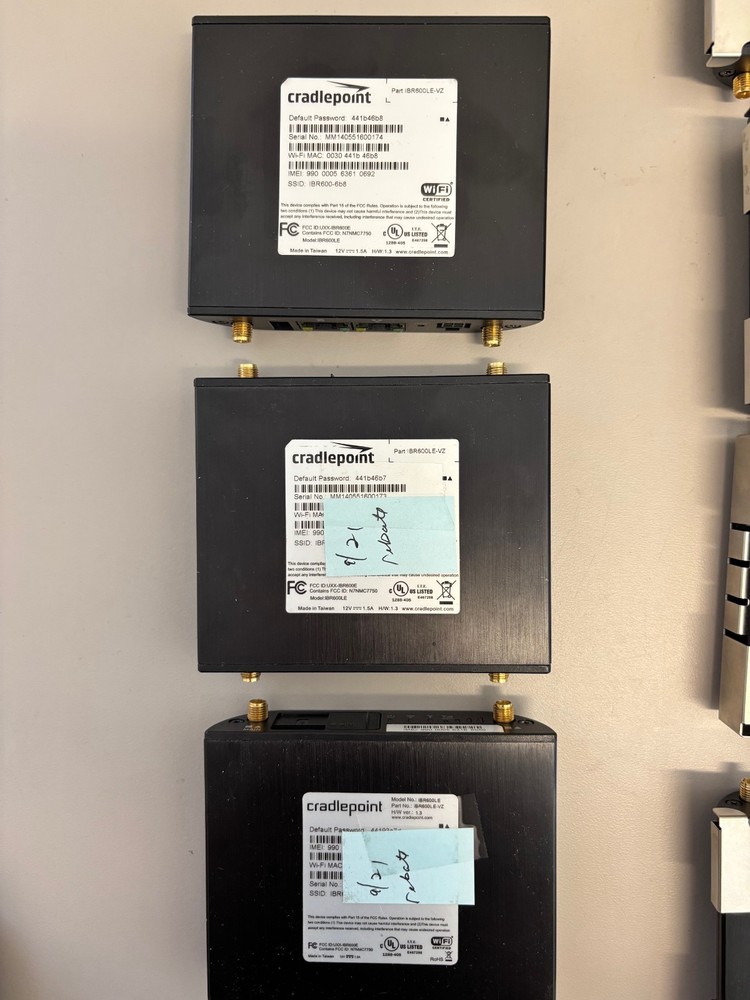 Cradlepoint IBR600LPE lot