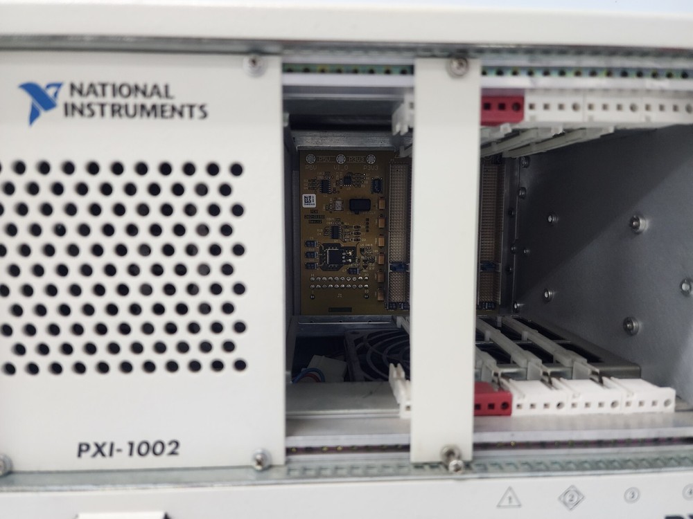 Ni PXI-1002 PXI Chassis, Pxi-8331 Interface Module