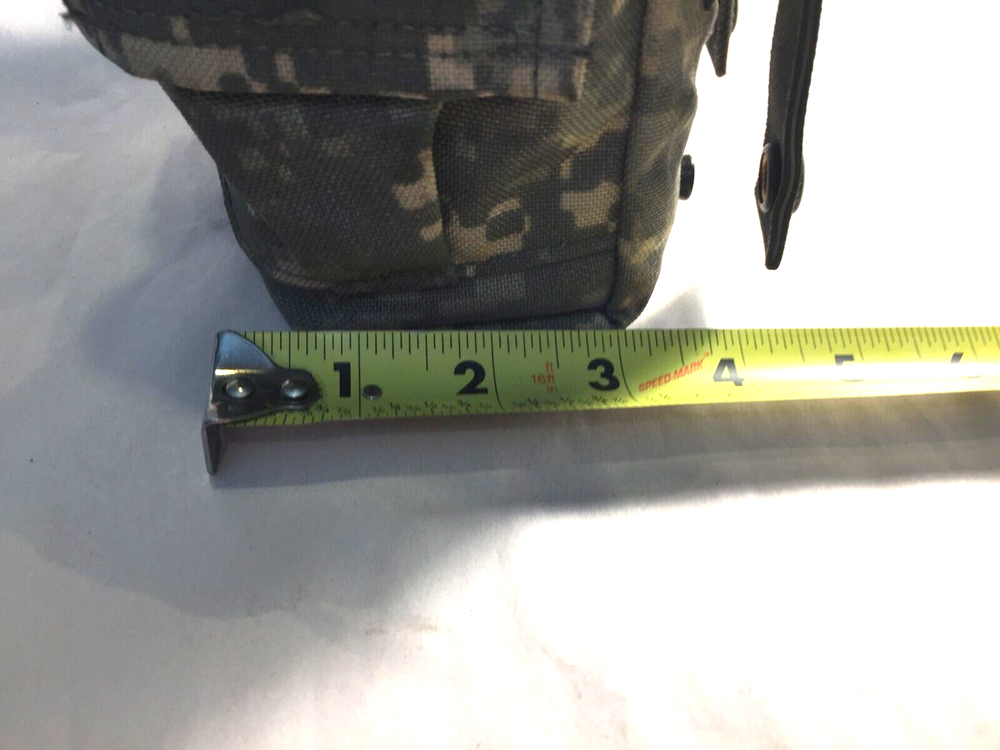 US Army Molle ll Pouch w/ side Pockets and hard plastic inside liner