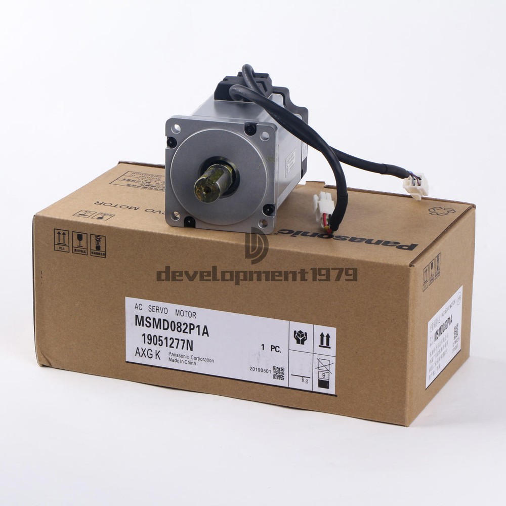 1PC NEW PANASONIC Servo Motor MSMD082P1A