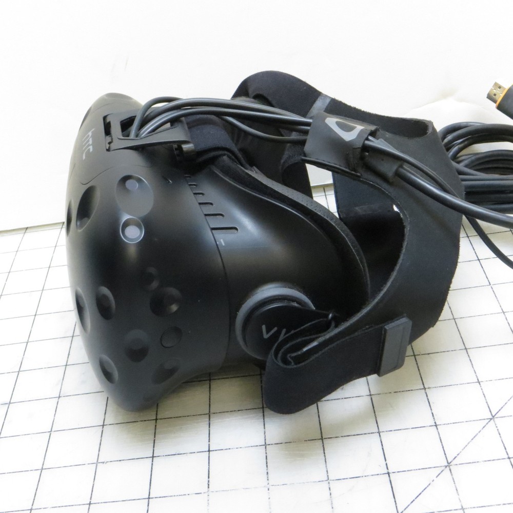 HTC Vive Wired VR Headset for PC / Steam VR w/ Controllers, Sensors