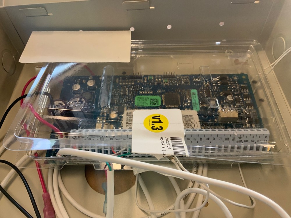 DSC HS2TCHPN Touchcreen and DSC HS2064NKCP01 Panel - new - open box