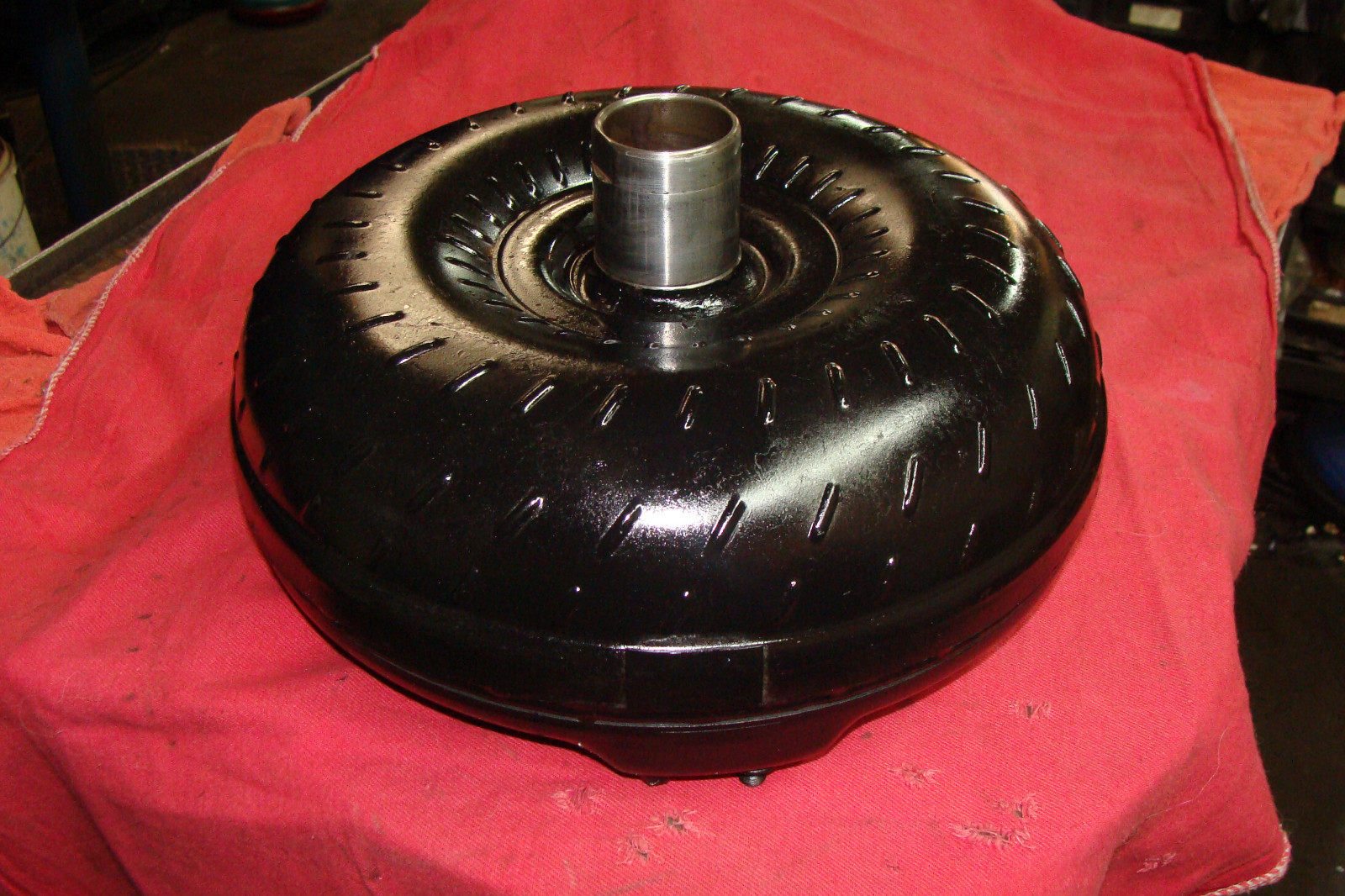 AOD FORD CONVERTER  12.75 DIA. 11.44 BOLT CIRCLE 1800-2200 stall