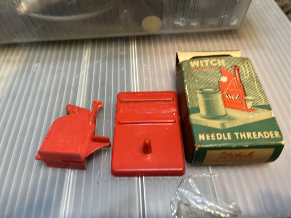 Vintage Witch Automatic Needle Threader w/ Box
