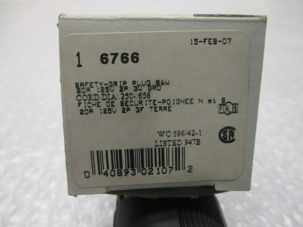 COOPER 6766 PLUG NSMP