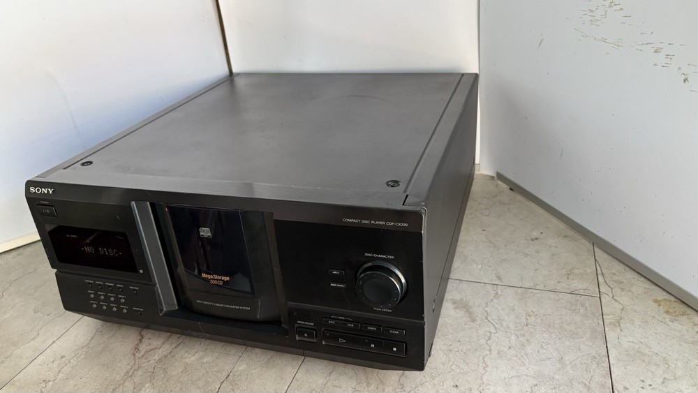 Sony CDP-CX220 200 CD Mega Storage Changer.*Nice Jukebox!*
