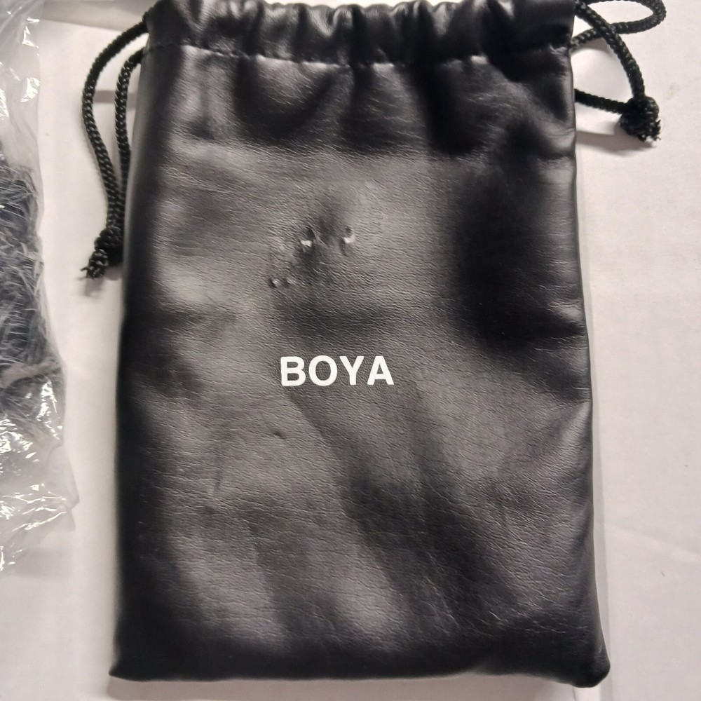 BOYA BY-MM1 Universal Mic Condensor With Mounting Bracket And Pouch. NEW