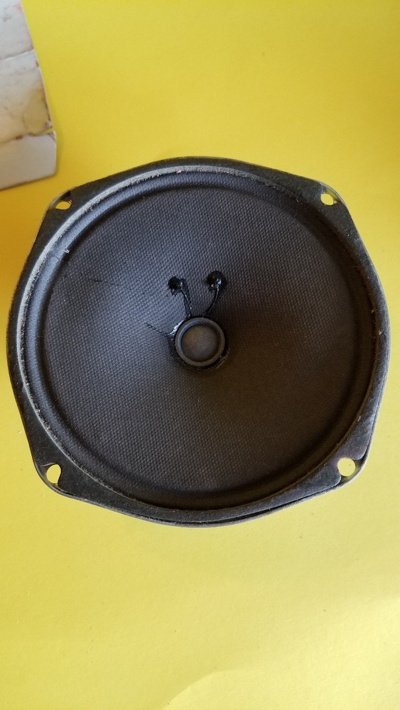 RCA 244725 SPEAKER (NOS) -FREE SHIPPING-