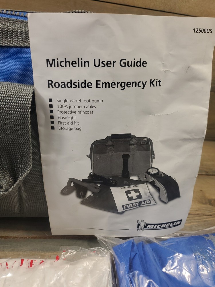 MICHELIN Emergency Roadside Kit