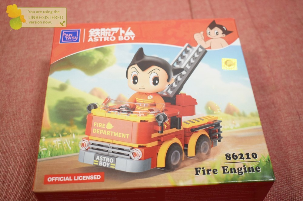 Pantasy Astro Boy Fire Engine Buildable Brick Block Set 86210 #