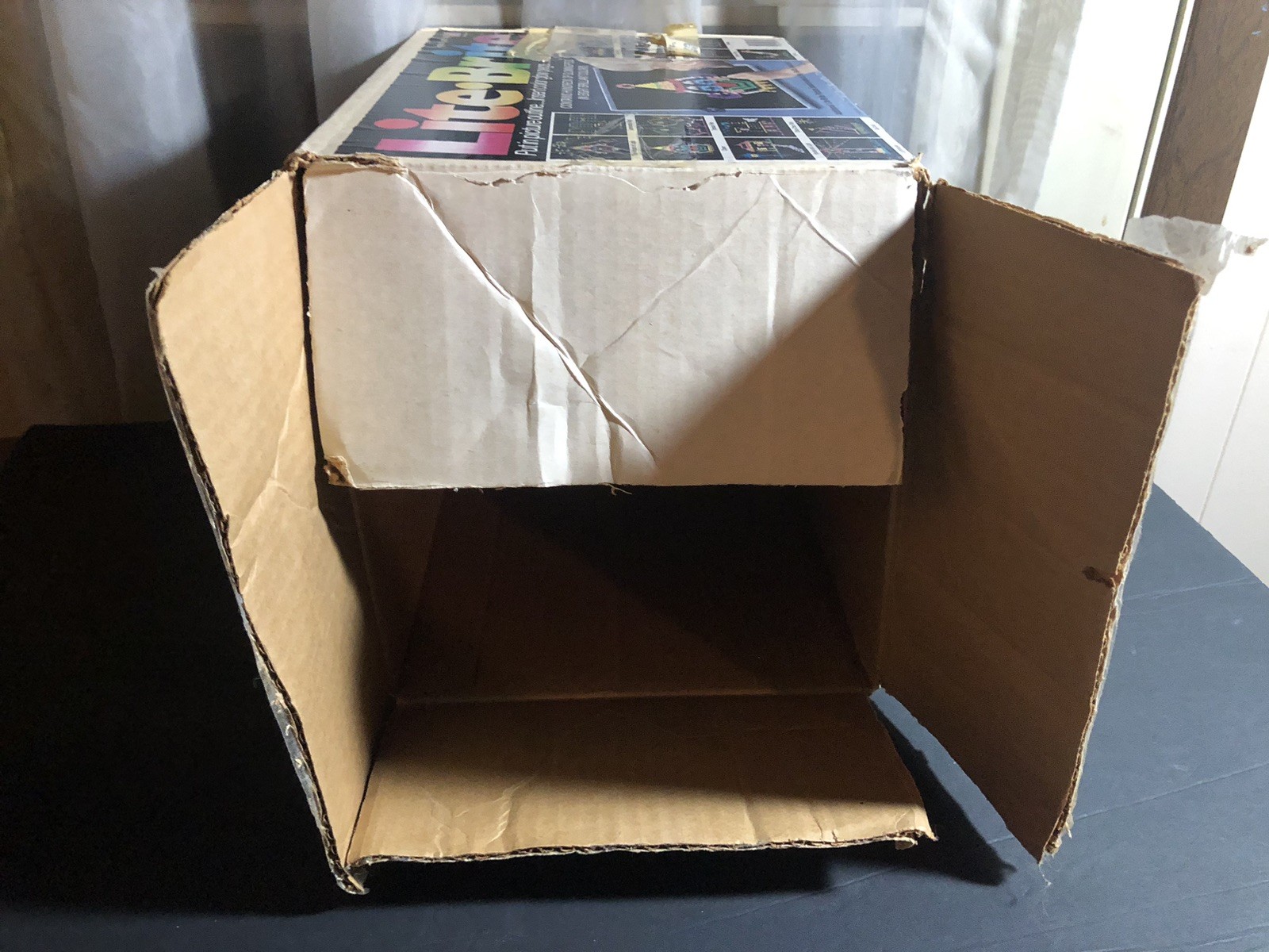 Vintage Original LITE BRITE 1989 Hasbro Works with Box 300+ pegs 31 + pages