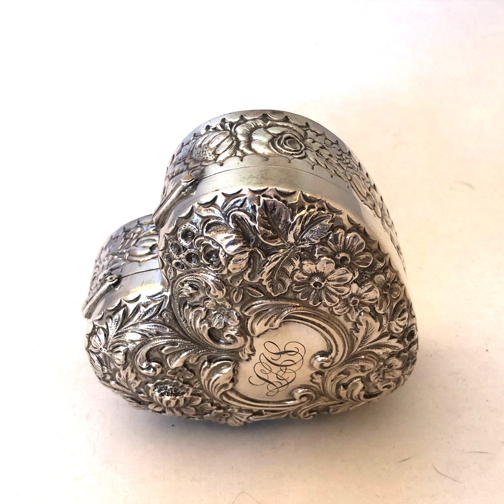 Antique Gorham Cluny Pattern Sterling Silver Heart Shape Hinged Box, 101 Grams.