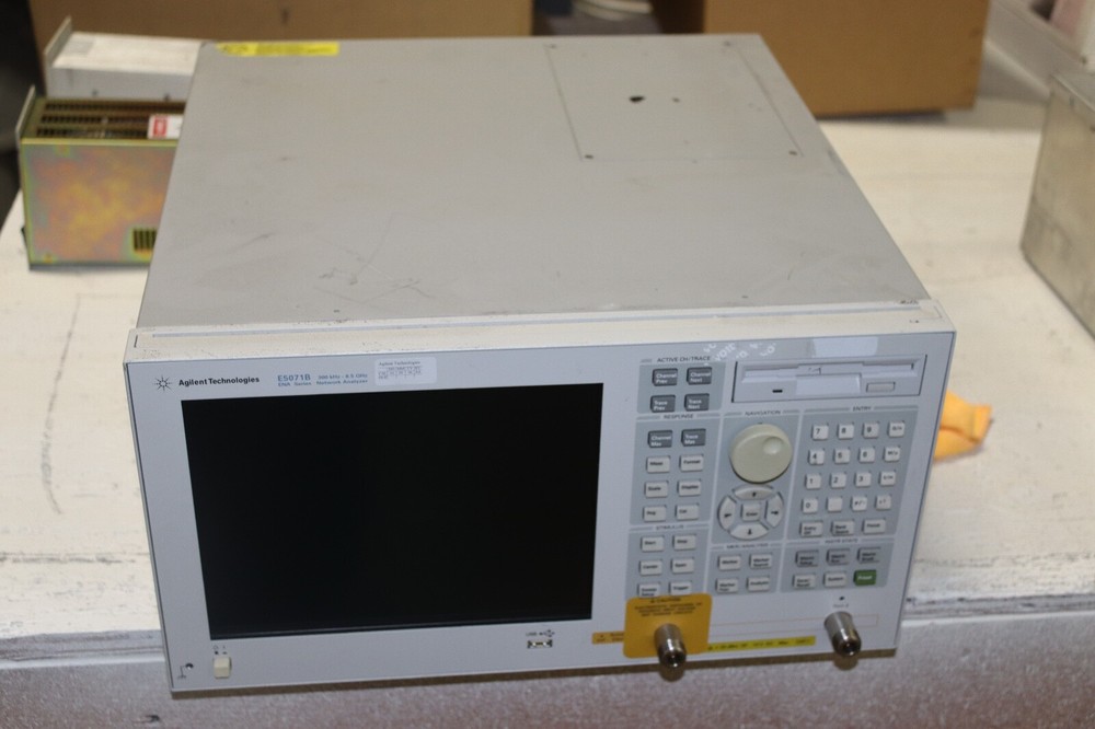 Agilent E5071B ENA Network Analyzer 015,214,UNQ